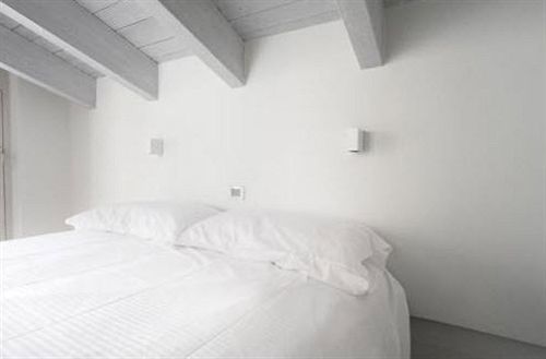 C-Rooms Cremella Buitenkant foto